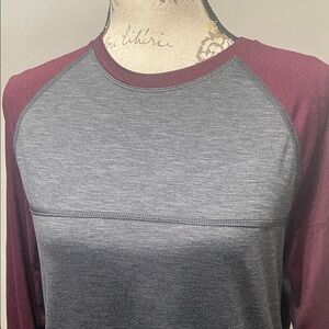 American Eagle Outfitters Gray and Burgundy Long Sleeve Top